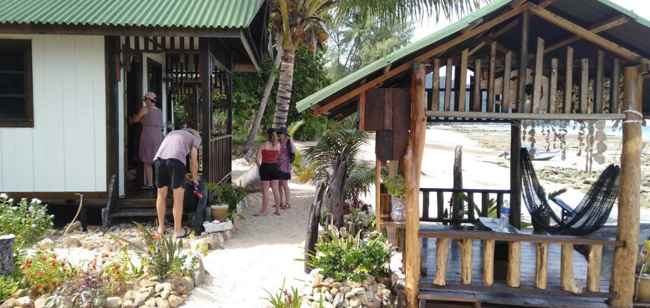 Beach House Kampung Genting Exterior foto